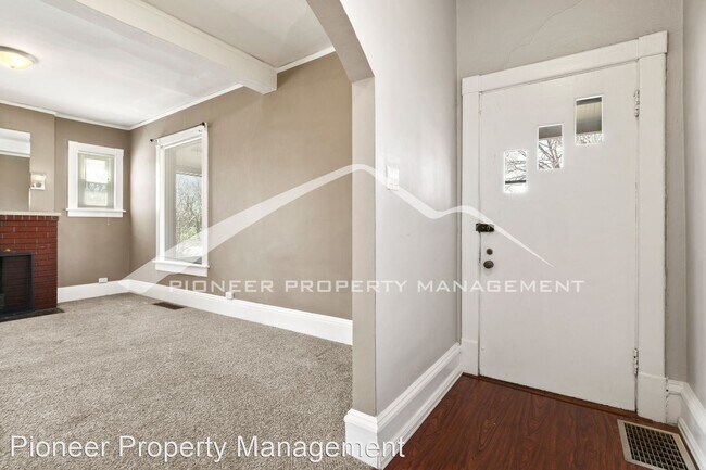 Foto del edificio - 3 br, 2 bath House - 4700 Tennyson Street