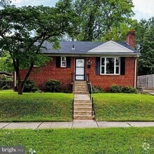 Building Photo - 3511 Greenly St