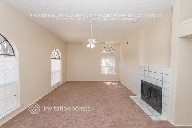 Foto del edificio - 6919 Cedar Knoll Dr