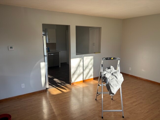 Fresh paint throughout - 5155 Thursby Rd