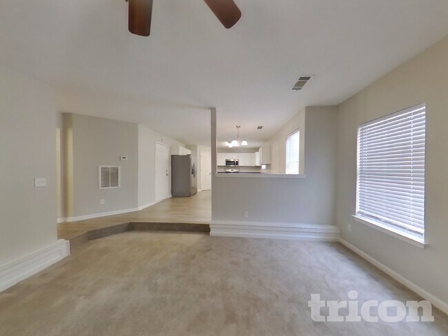 Foto del edificio - 2880 Chilhowee Dr