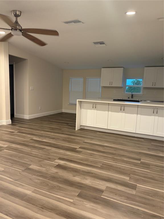 Foto del edificio - 10699 Quiet Cove Rd