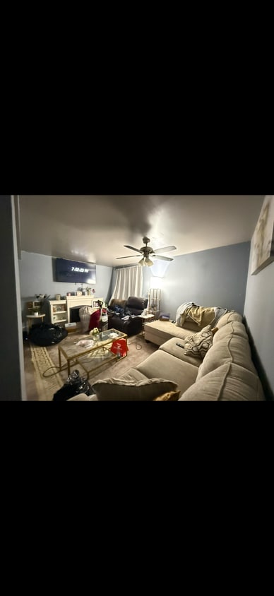 Living room - 13427 135th Ave