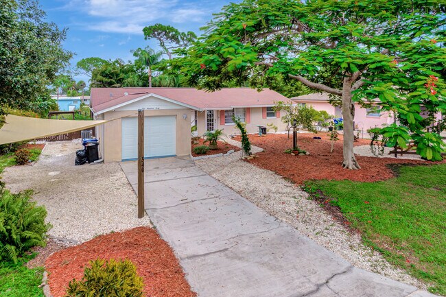 Foto del edificio - 540 Blackburn St