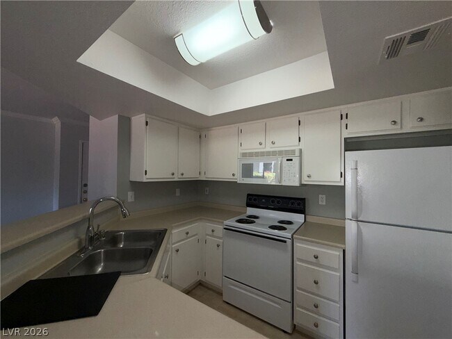 Foto del edificio - 8600 W Charleston Blvd