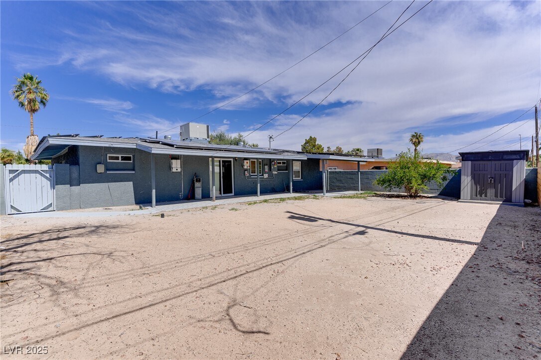 Foto principal - 1924 Sweeney Ave