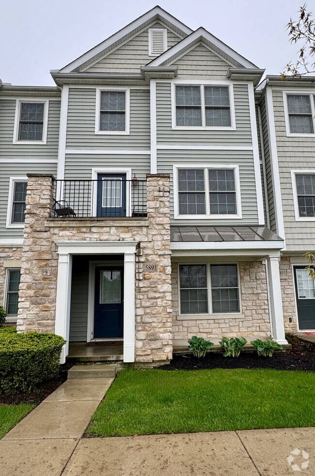 Building Photo - 5891 Canyon Creek Dr