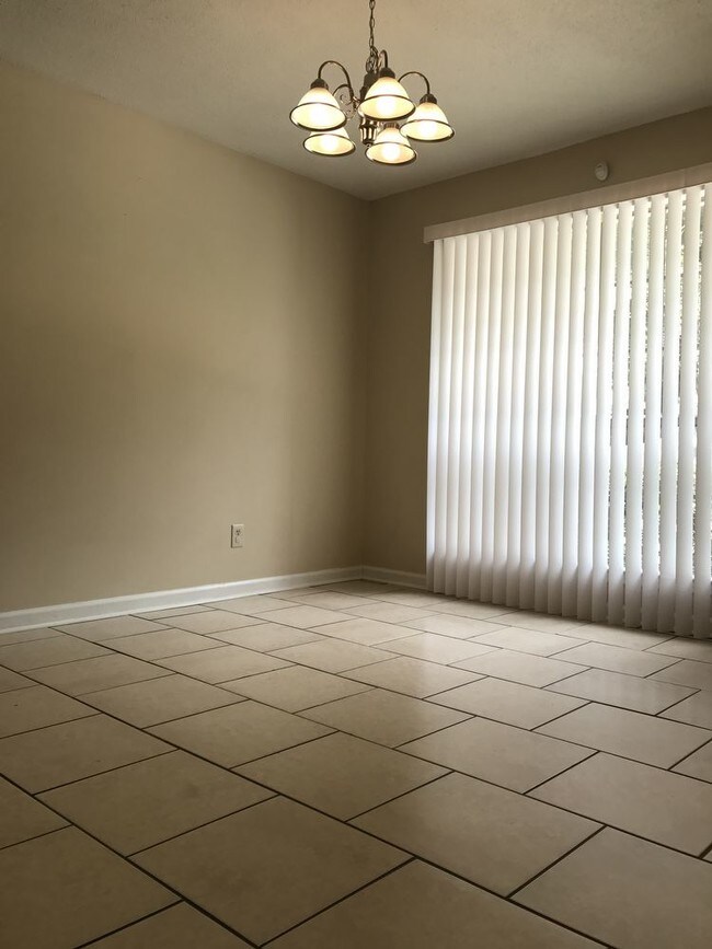 Foto del edificio - 6612 Johnny Mercer Blvd