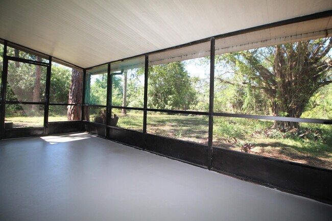 Foto del edificio - 11681 41st Ct N
