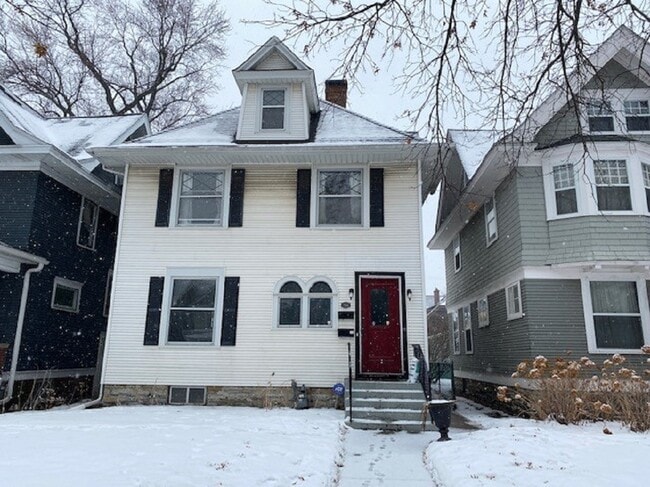 Building Photo - 1032 Ashland Ave