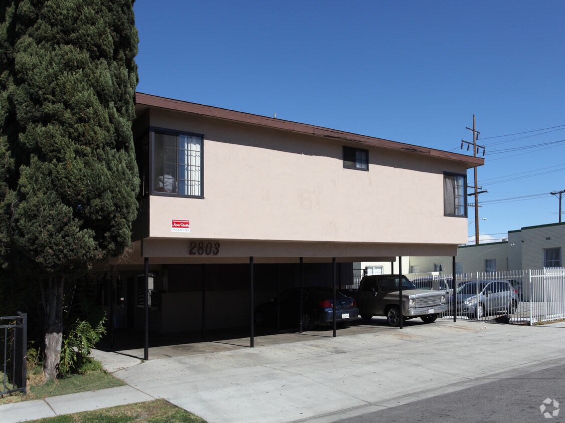 Building Photo - 2803 E 58th St
