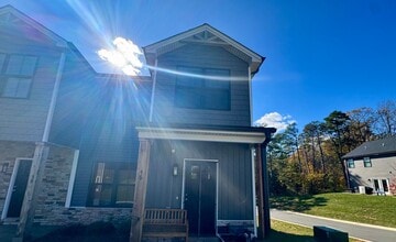 Building Photo - 46 Pelt Ln