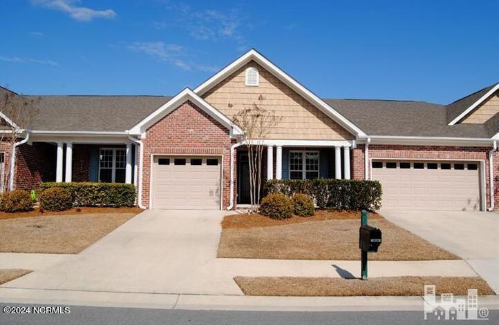 Primary Photo - 1318 Suncrest Way