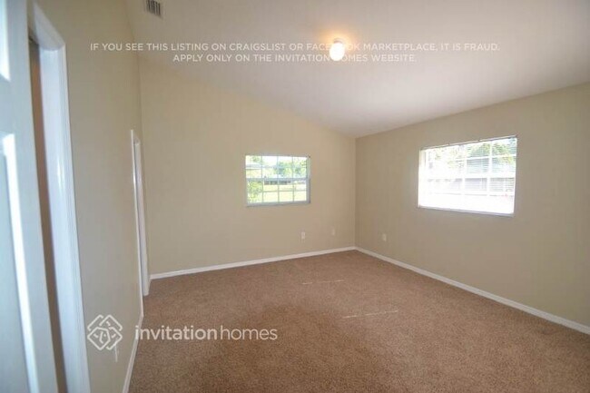 Building Photo - 5412 80th Ave Cir E