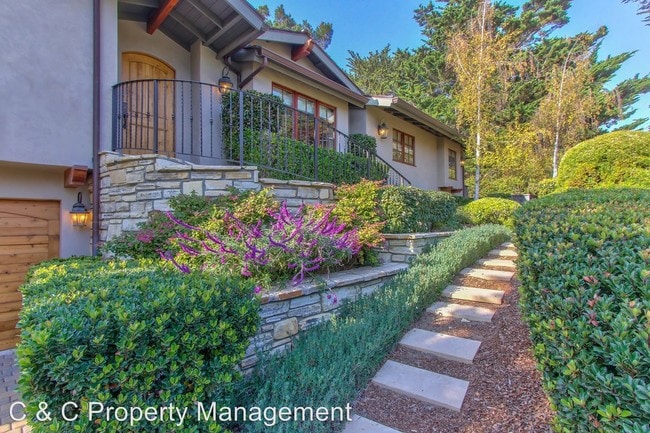 Building Photo - 3 br, 3.5 bath House - 26140 Monte Verde St