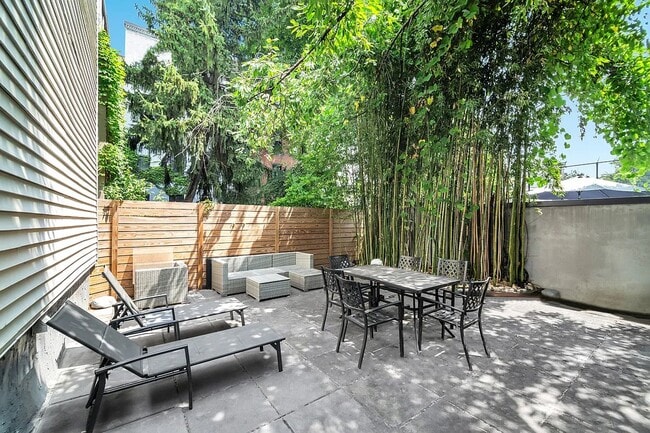 Foto del edificio - 333 Warren St