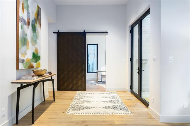 Foto del edificio - 5023 Lilac Ln