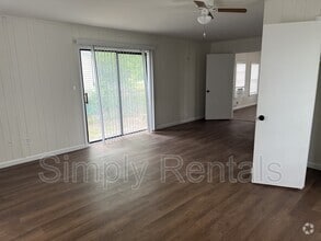 Building Photo - 1206 Traders Rd