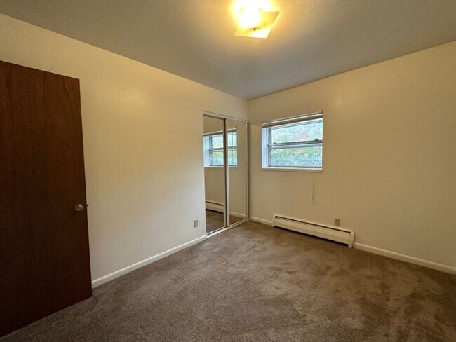 Foto del edificio - 2869 S 6th St