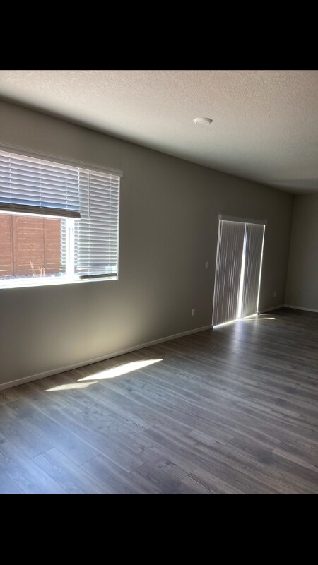 Building Photo - 20513 SE Byron Ave