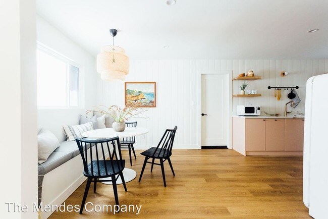 Foto del edificio - 3 br, 2 bath House - 650 S Cedros