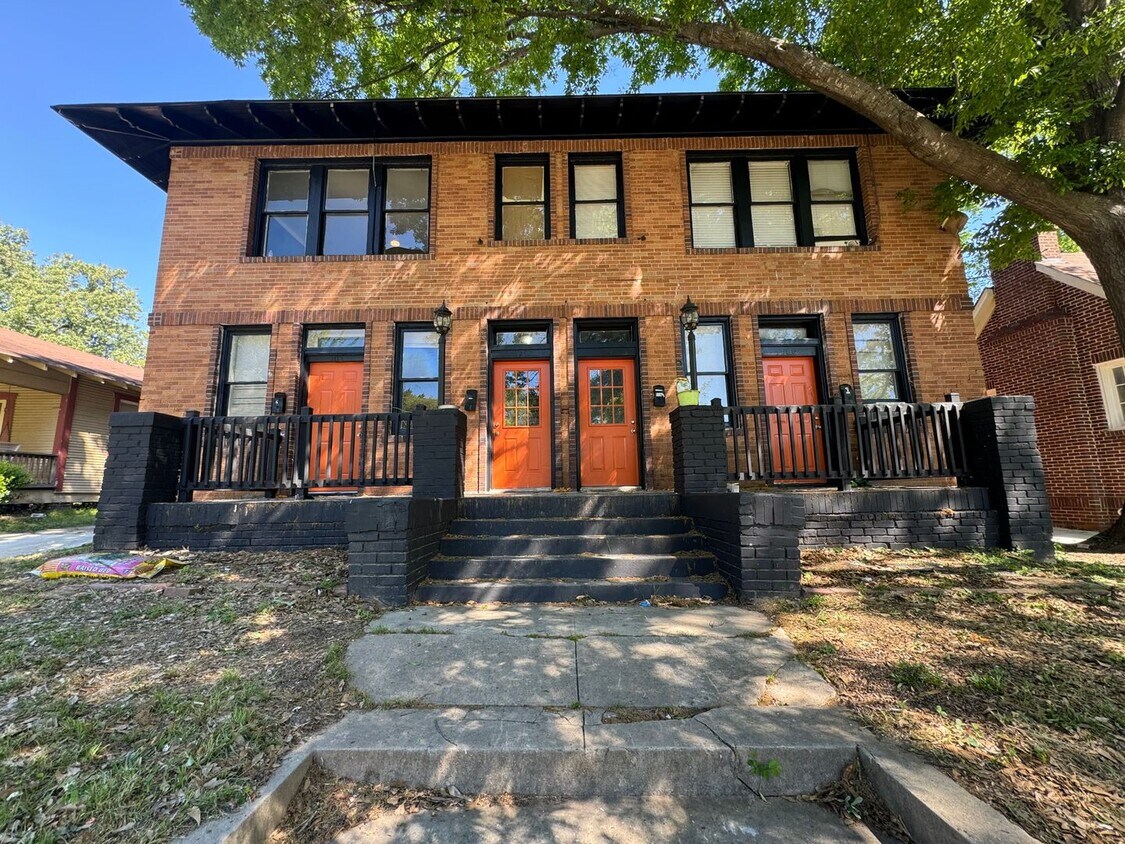 Primary Photo - Updated Highland Apartment