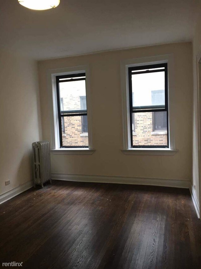 Foto del edificio - 2 br, 1 bath  - 1111 46th Ave