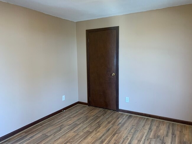 Foto del edificio - 355 Field St