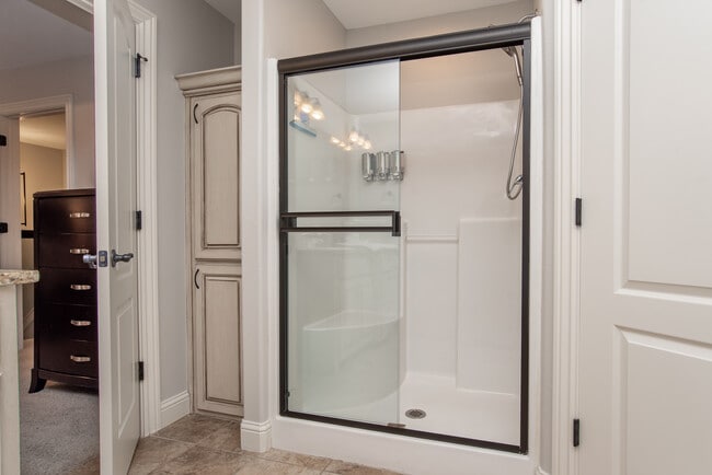 Building Photo - 614 SW 5th St