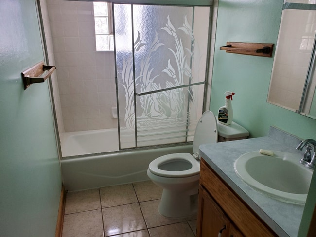 Photo - 6206 N Richmond St Apartment