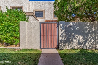 Building Photo - 6124 N 79th St