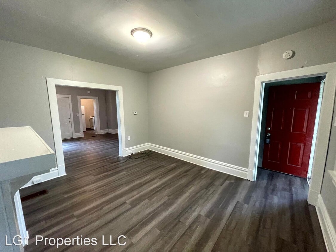 7332 Woodlawn Ave, Swissvale, PA 15218 House Rental in Swissvale, PA