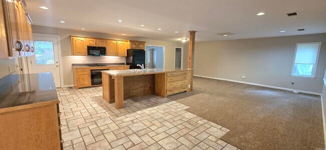 Foto del edificio - 1700 Northwood Rd