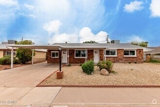 Building Photo - 1132 N 74th St