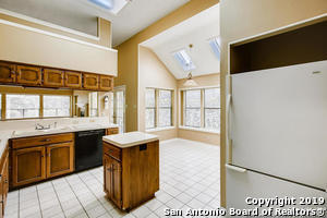 Foto del edificio - 8826 Lost Woods