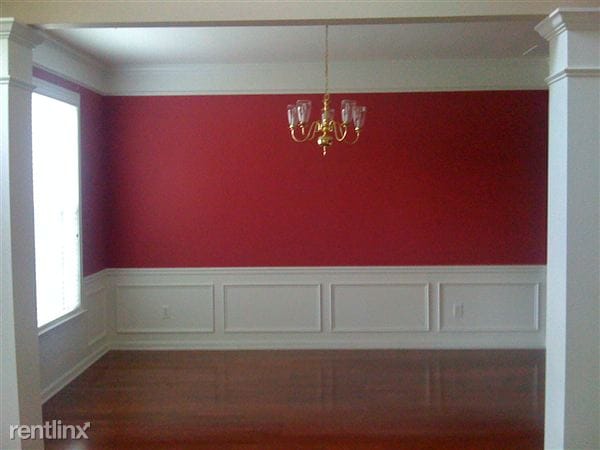 Foto del edificio - 335 Chichester Ct