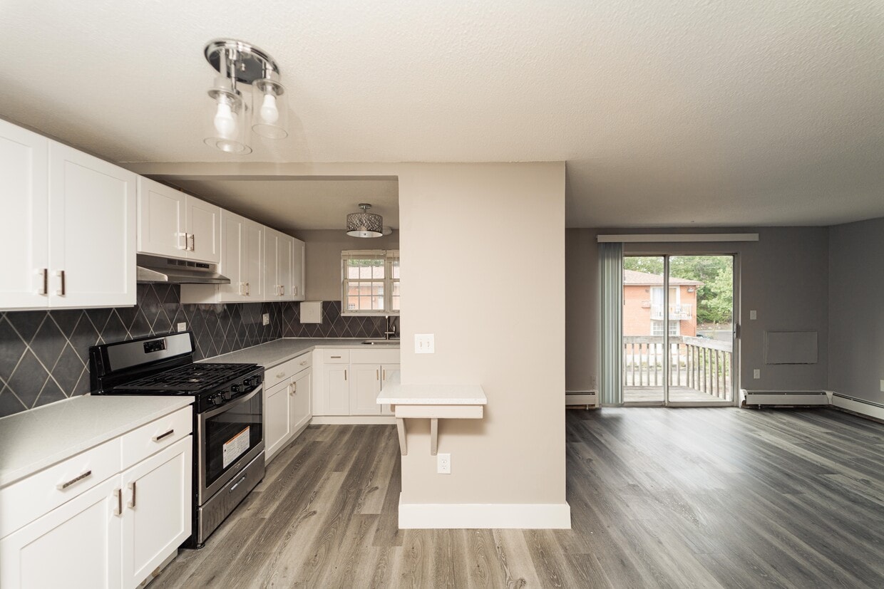 BAY SHORE APARTMENTS Apartments 162164 Coe Ave East Haven, CT