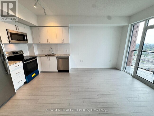Building Photo - 4010 Eglinton Ave W