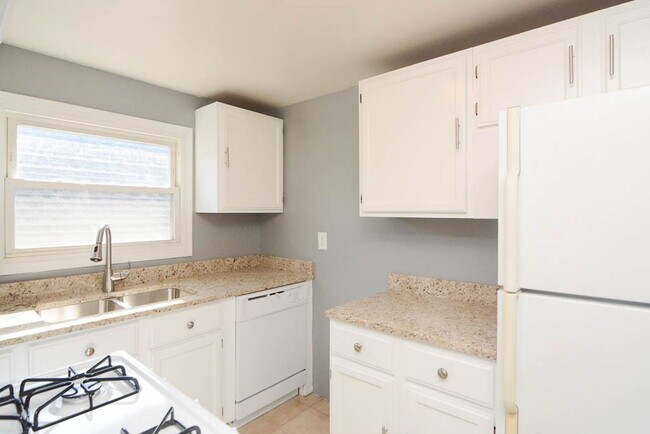 Foto del edificio - 3129 N Spaulding Ave