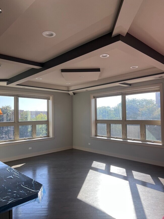 Foto del edificio - 1208 E 64th St