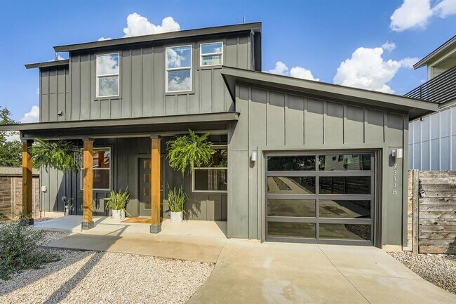 Foto del edificio - 7311 Providence Ave