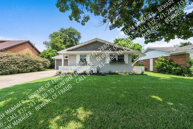 Photo - 518 Malden Dr House