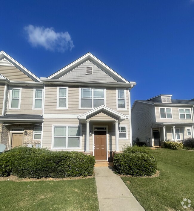 Ellenwood Village Townhomes Apartments under 600 Rex, GA 2 Rentals