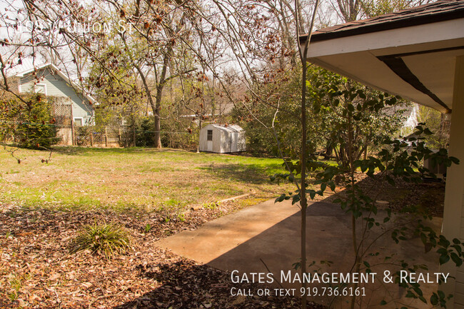 Building Photo - Home in Historic Hillsborough - Great Loca...