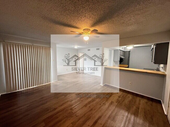 Foto del edificio - 4820 Wellesley Ave