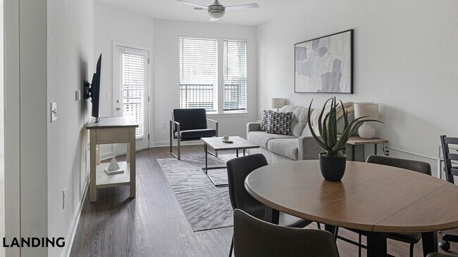 Foto del edificio - 2110 Birkhall St