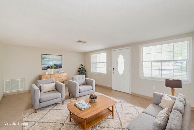 Foto del edificio - 6024 Boxwood Dr