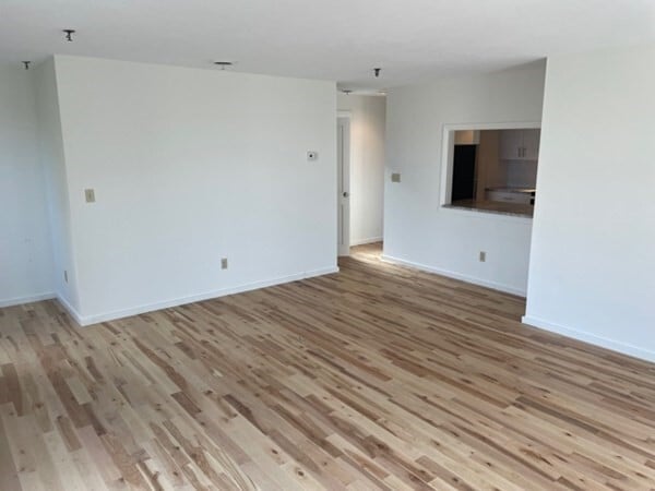 Building Photo - 65 Front St