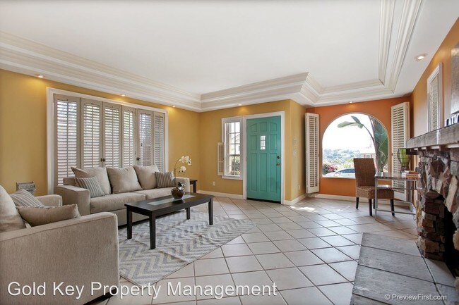 Foto del edificio - 3 br, 2.5 bath House - 2416 Vancouver Avenue
