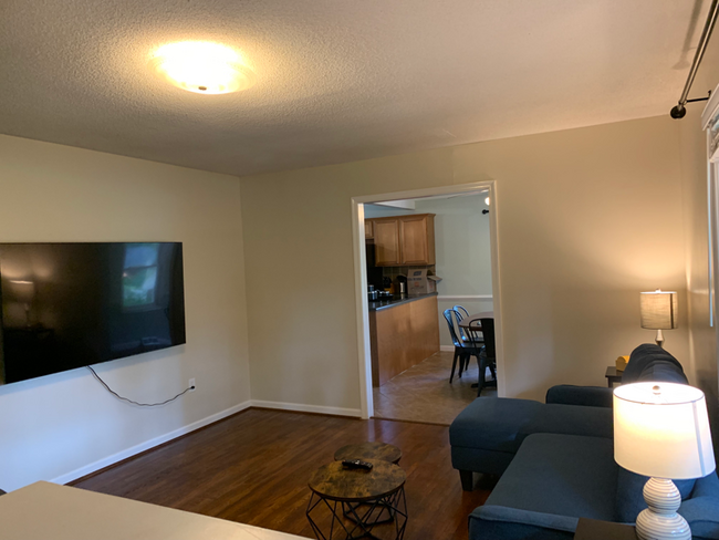 Building Photo - 300 College Park Dr